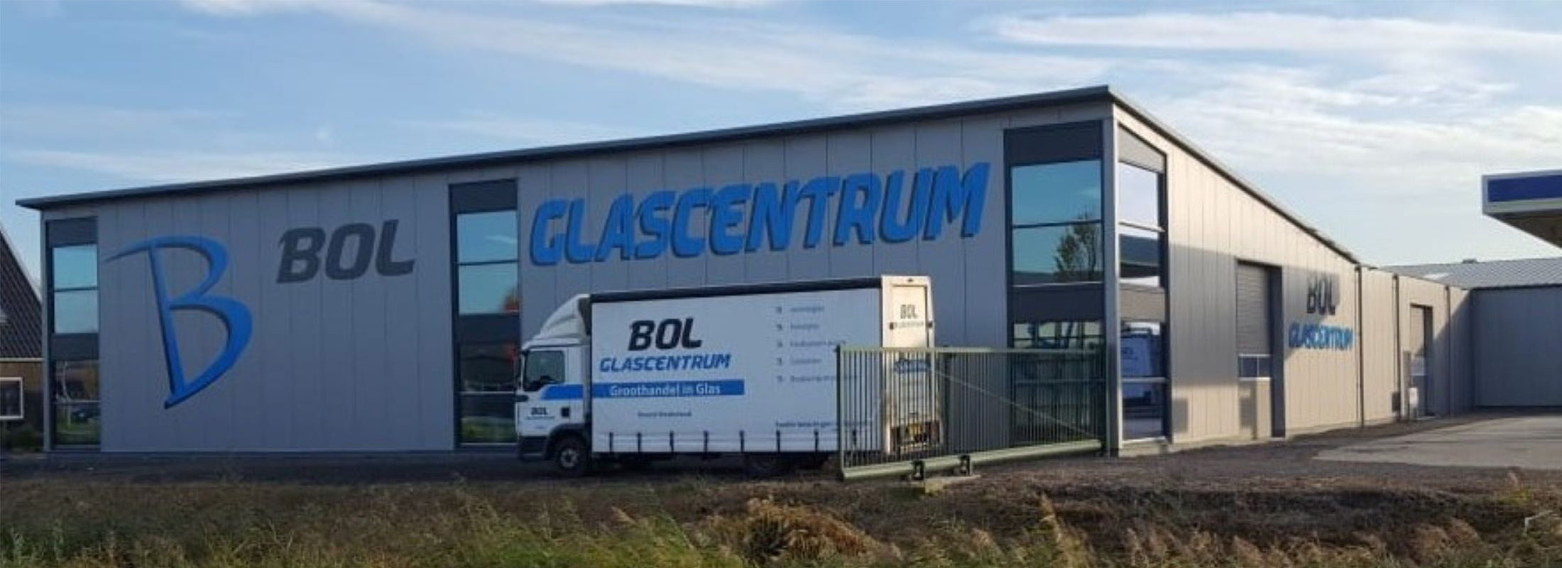 bedrijf impressie voorgevel